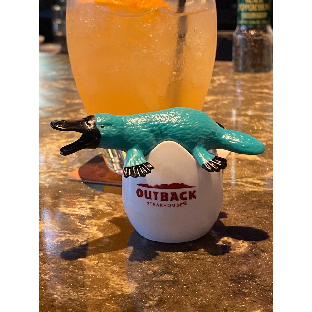 Outback Steakhouse Limited Edition Rare Blue Platypus, And Egg 2026 New